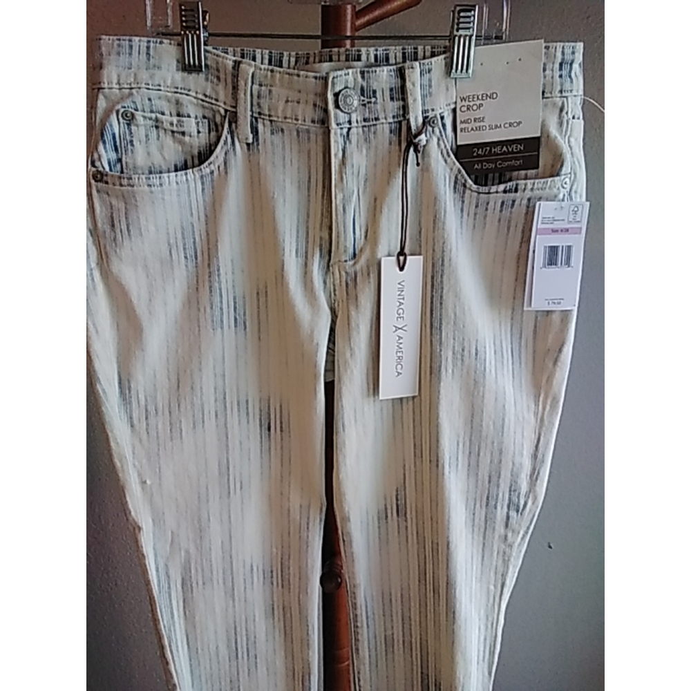 Vintage America Weekend Crop Jeans Size 6 NWT Distressed Stripe Wash Denim - Picture 2 of 13